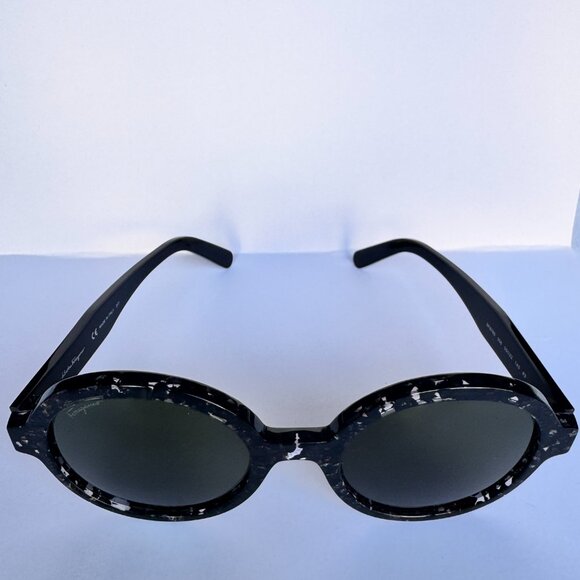 Salvatore Ferragamo SF878S Round Tortoiseshell Sunglasses w/ Case - Picture 3 of 4